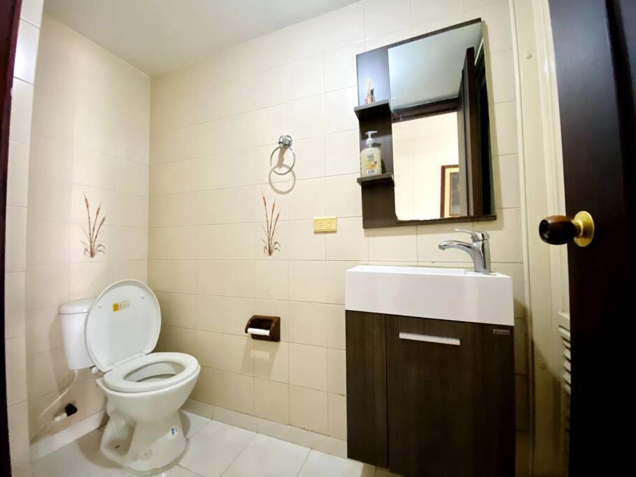Ferienwohnung Apartamento Amoblado En Pinares Pereira Exterior foto