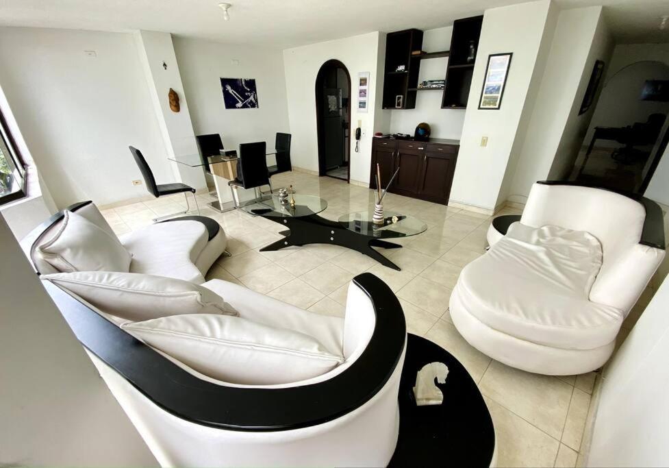 Ferienwohnung Apartamento Amoblado En Pinares Pereira Exterior foto