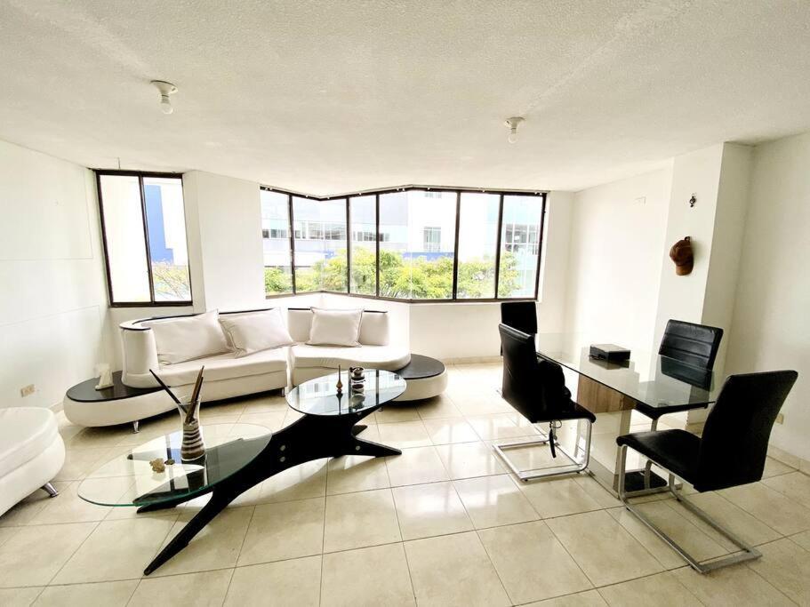 Ferienwohnung Apartamento Amoblado En Pinares Pereira Exterior foto